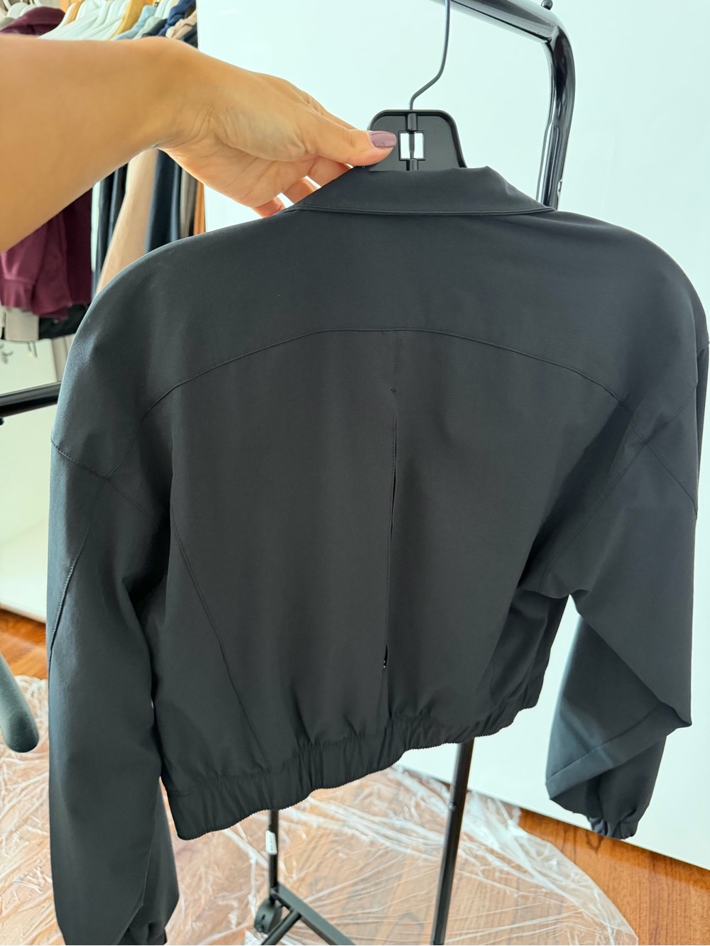 ALO Yoga Clubhouse Jacket - Picture 4 of 6